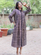 Pintuck Kurta - Nida Black