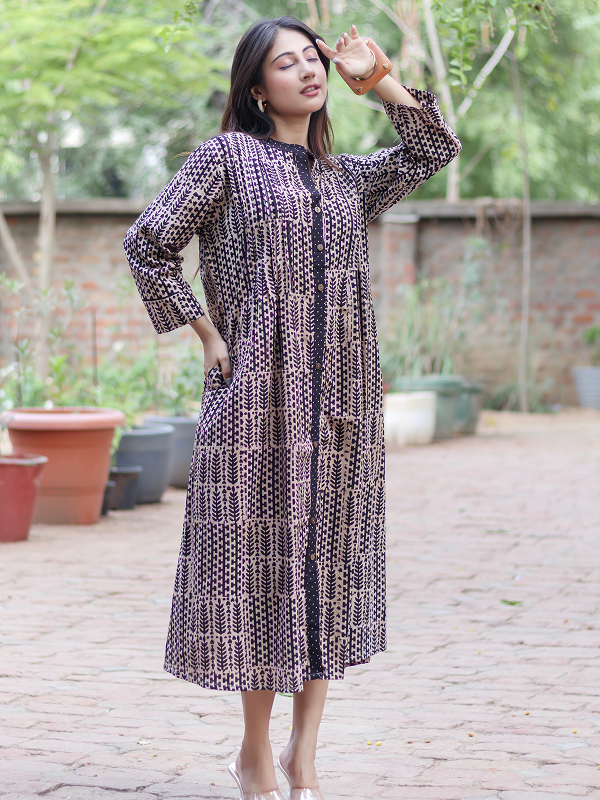 Pintuck Kurta - Nida Black