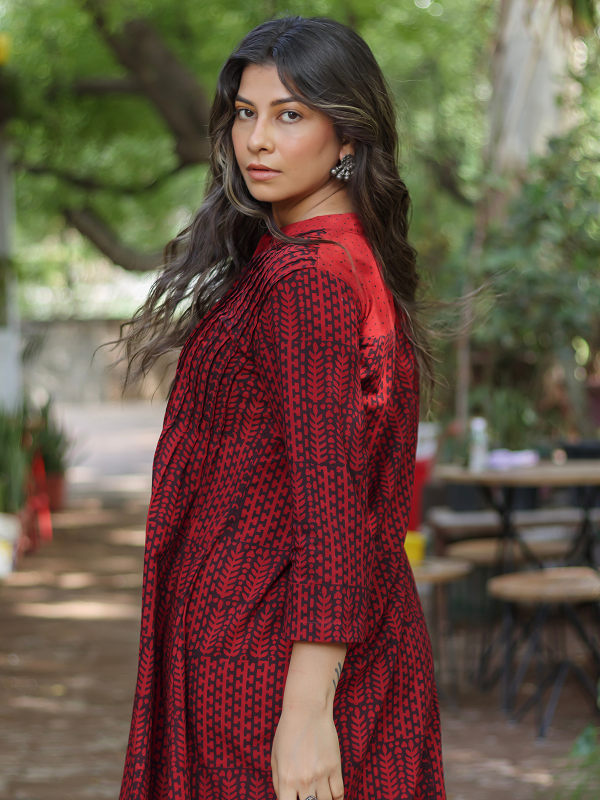 Pintuck Kurta - Nida Red