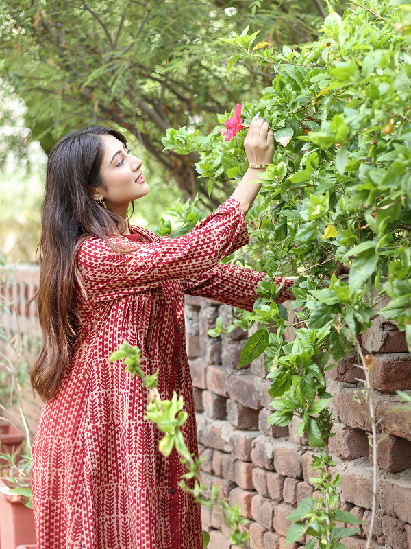 Pintuck Kurta - Nida Evory-Red