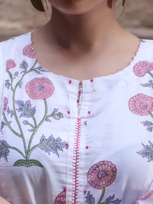 Chitrang – White Floral Printed Kurta Set with Mauve Pants