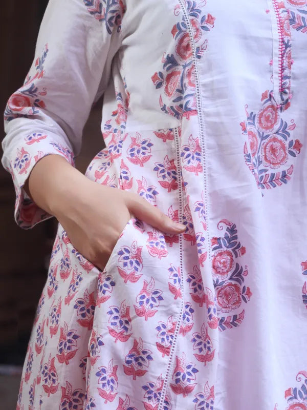 Chitrang – White Floral Printed Kurta Set with Peach Pants
