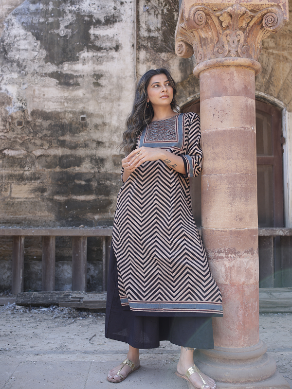 Classic Kurta-Eira 08