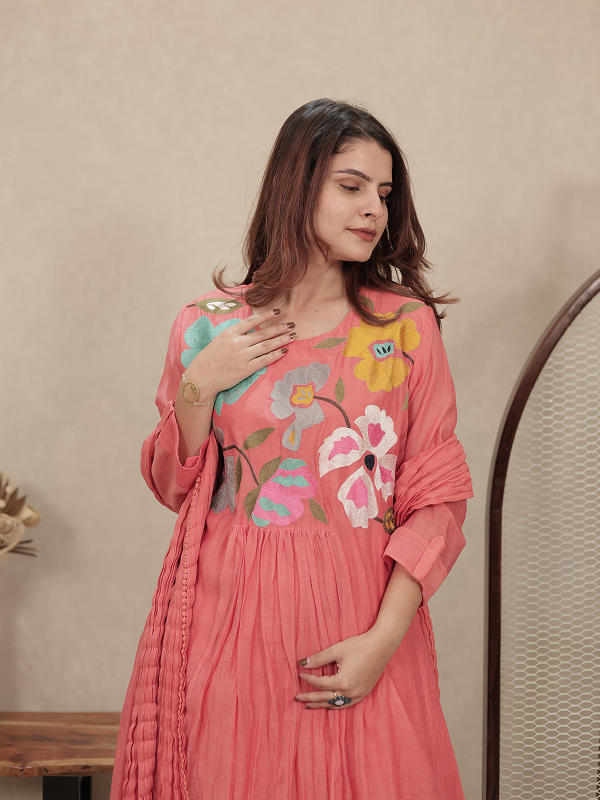 Coral Floral Embroidered Mul Chanderi Kurta Set