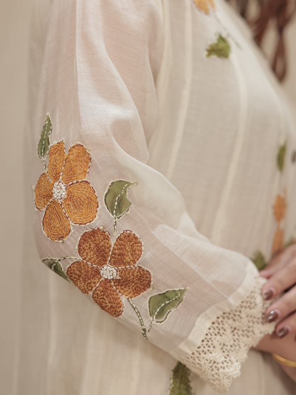 Ivory Floral Embroidered Mul Chanderi Kurta Set