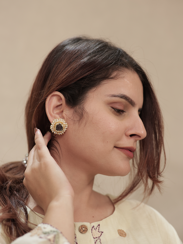 Off-White Embroidered Mul Chanderi Kurta Set