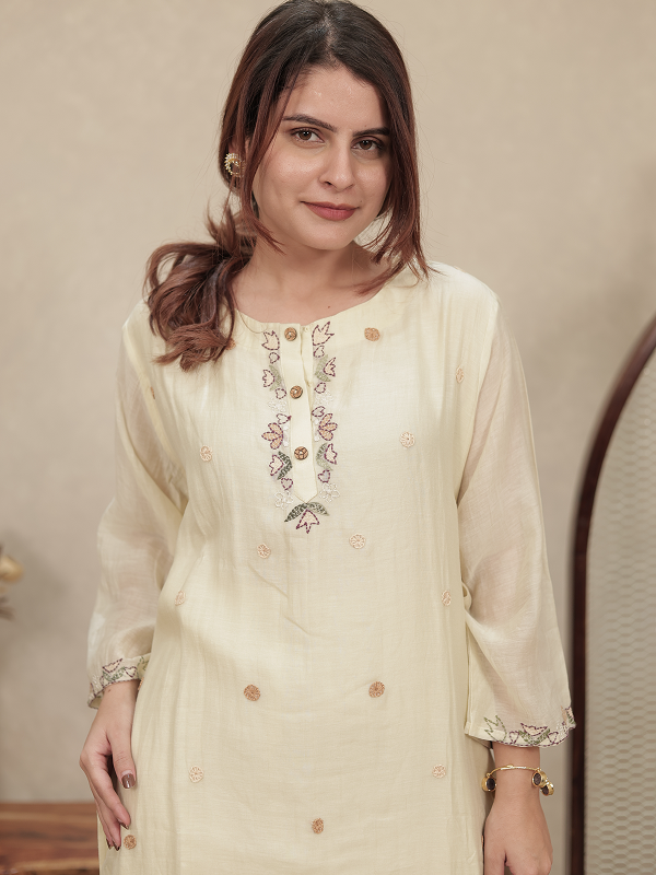 Off-White Embroidered Mul Chanderi Kurta Set