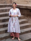 Chitrang – White Floral Printed Kurta Set with Mauve Pants