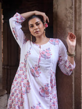 Chitrang – White Floral Printed Kurta Set with Peach Pants