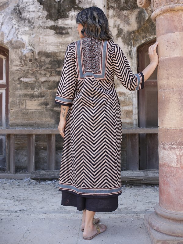 Classic Kurta-Eira 08